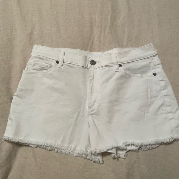 Loft white jean shorts, size 6 - Picture 2 of 2